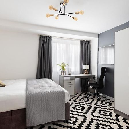 Spacious And Modern 4 Bed Apartment Next To Borough Station Londen Buitenkant foto