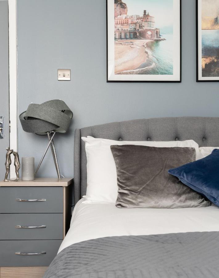 Spacious And Modern 4 Bed Apartment Next To Borough Station Londen Buitenkant foto
